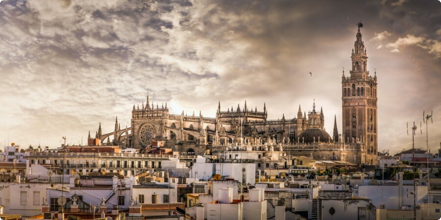 Sevilla erleuchtet: Ein magisches Urlaubsabenteuer in Spanien