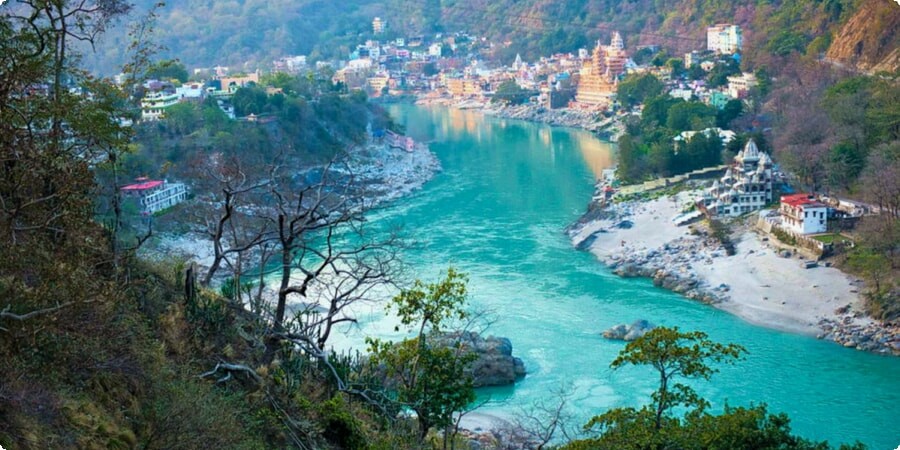 From Temples to Ashrams: Spiritual Landmarks of Rishikesh