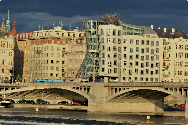 Dancing House