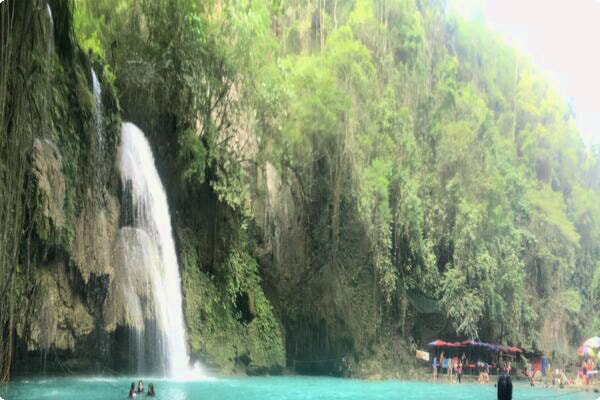 Kawasan Falls Filippiinit