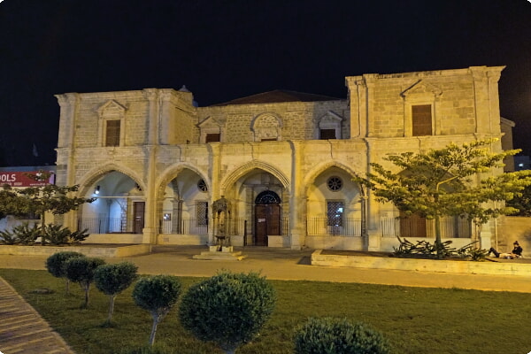 Archäologisches Museum des Bezirks Larnaka