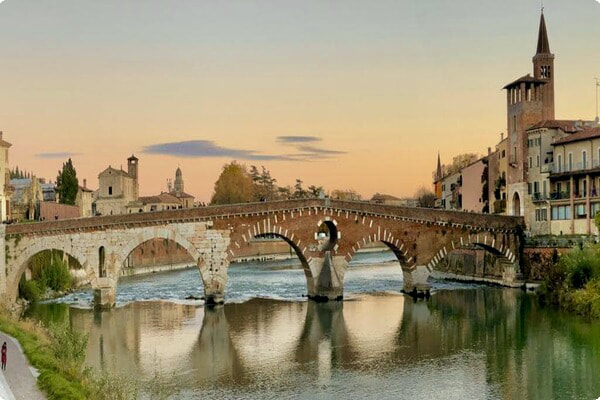 Ponte di Pietra Verona jpg
